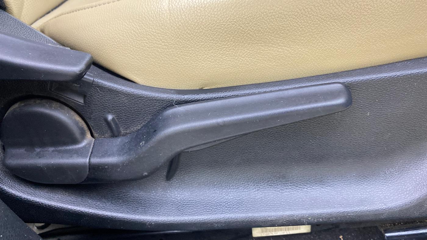 2021 Honda City 1.5L I-VTEC ZX CVT, Petrol, Automatic, 1,05,549 km, Driver Side Adjustment Panel