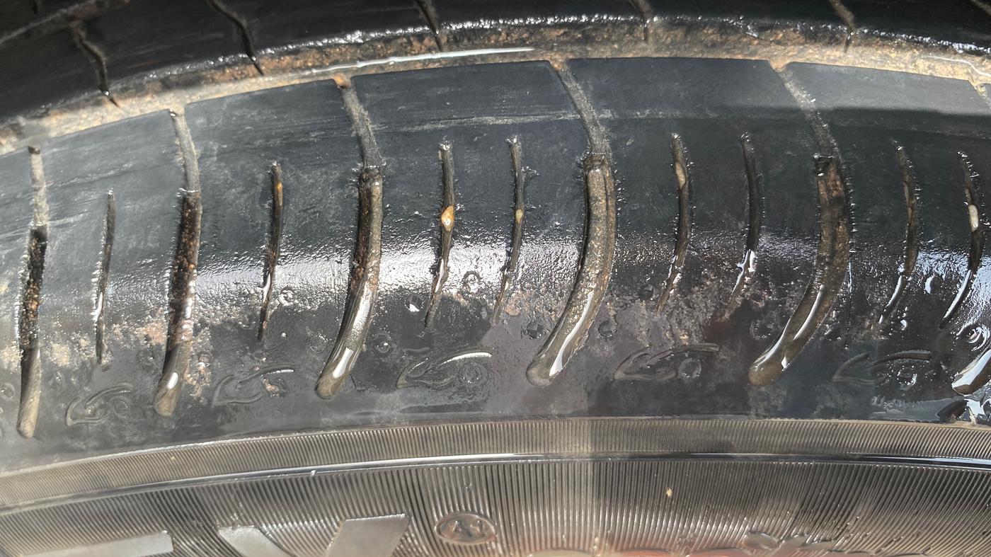2019 Maruti Baleno DELTA PETROL 1.2, Petrol, Manual, 73,017 km, Left Front Tyre Tread