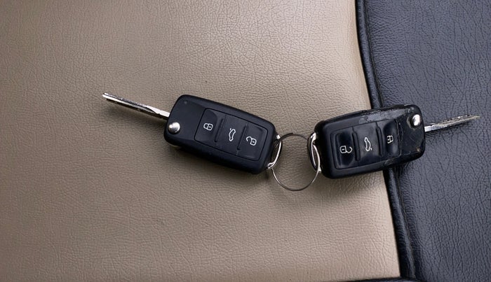 2014 Volkswagen Polo HIGHLINE1.2L, Petrol, Manual, 57,216 km, Key Close Up