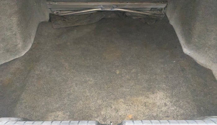 2016 Honda City 1.5L I-VTEC VX CVT, Petrol, Automatic, 1,19,796 km, Boot Inside