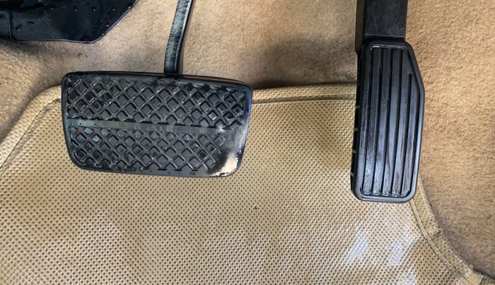 2016 Honda City 1.5L I-VTEC VX CVT, Petrol, Automatic, 1,19,796 km, Pedals