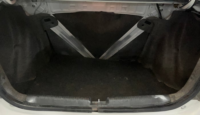 2014 Honda Amaze 1.2L I-VTEC EX, Petrol, Manual, 54,534 km, Boot Inside