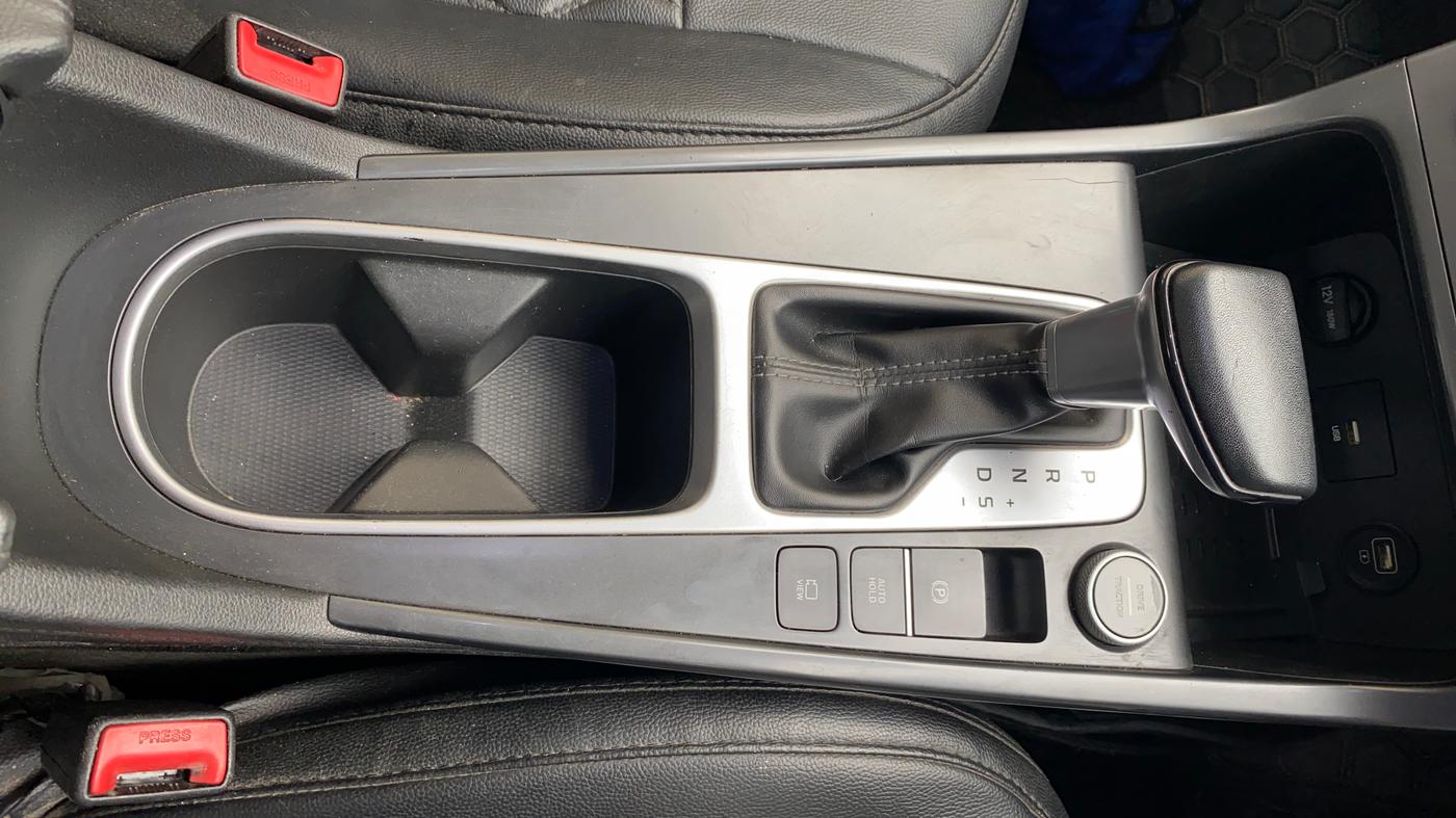 2021 Hyundai Creta SX IVT 1.5 PETROL, Petrol, Automatic, 84,756 km, Gear Lever