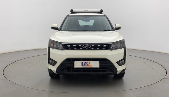 2020 Mahindra XUV300 W6 1.2 PETROL, Petrol, Manual, 45,767 km, Front