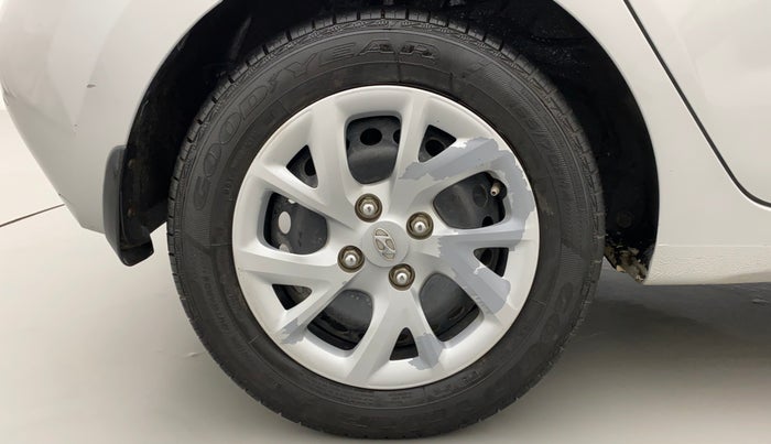 2018 Hyundai Grand i10 MAGNA 1.2 KAPPA VTVT, CNG, Manual, 63,503 km, Right Rear Wheel