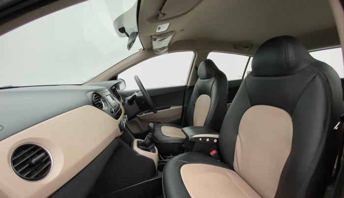 2018 Hyundai Grand i10 MAGNA 1.2 KAPPA VTVT, CNG, Manual, 63,503 km, Right Side Front Door Cabin