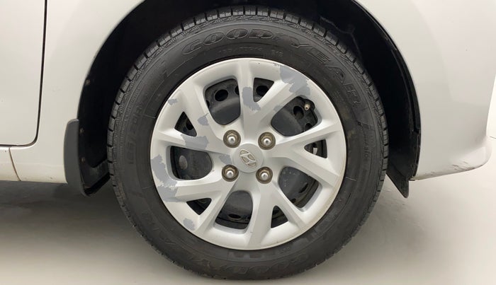 2018 Hyundai Grand i10 MAGNA 1.2 KAPPA VTVT, CNG, Manual, 63,503 km, Right Front Wheel