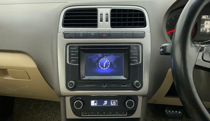 2016 Volkswagen Vento HIGHLINE PLUS 1.2 AT 16 ALLOY, Petrol, Automatic, 89,065 km, Air Conditioner