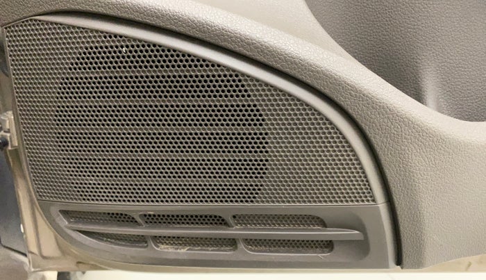 2016 Volkswagen Vento HIGHLINE PLUS 1.2 AT 16 ALLOY, Petrol, Automatic, 89,065 km, Speaker