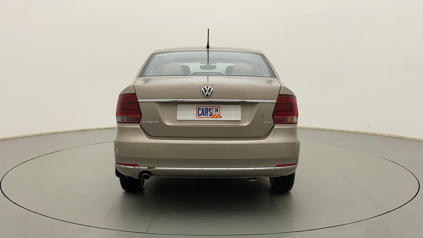 2016 Volkswagen Vento HIGHLINE PLUS 1.2 AT 16 ALLOY, Petrol, Automatic, 89,065 km, Back/Rear