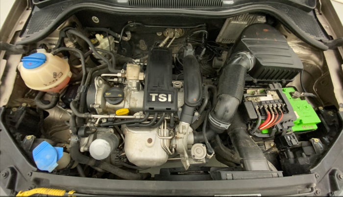 2016 Volkswagen Vento HIGHLINE PLUS 1.2 AT 16 ALLOY, Petrol, Automatic, 89,065 km, Open Bonet