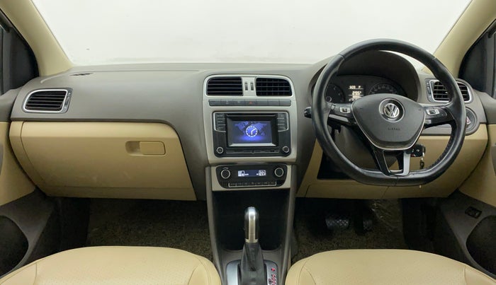 2016 Volkswagen Vento HIGHLINE PLUS 1.2 AT 16 ALLOY, Petrol, Automatic, 89,065 km, Dashboard
