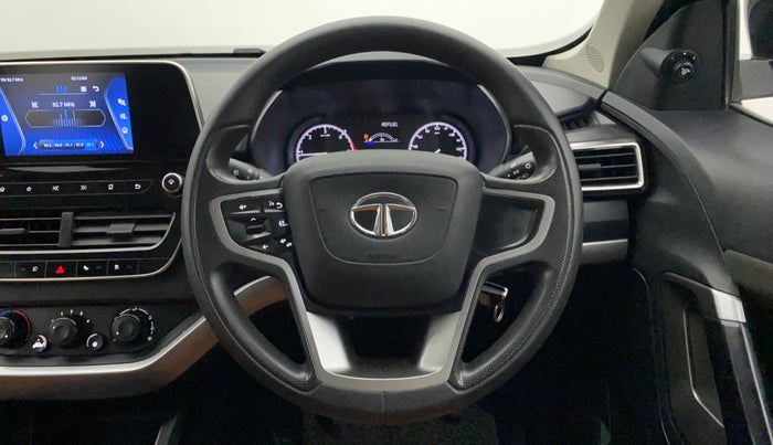 2019 Tata Harrier XM 2.0L KRYOTEC, Diesel, Manual, 44,466 km, Steering Wheel Close Up