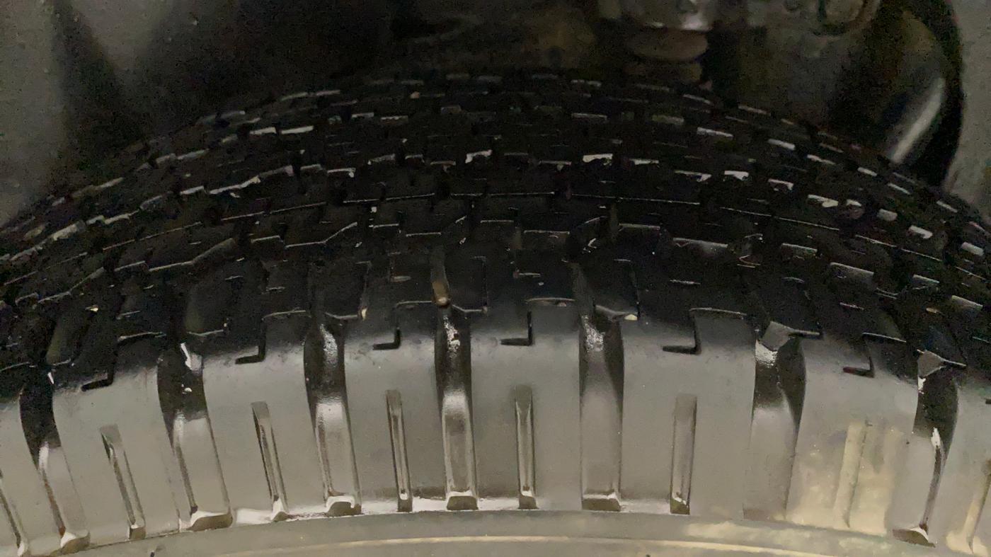 2019 Tata Harrier XM 2.0L KRYOTEC, Diesel, Manual, 44,466 km, Right Rear Tyre Tread