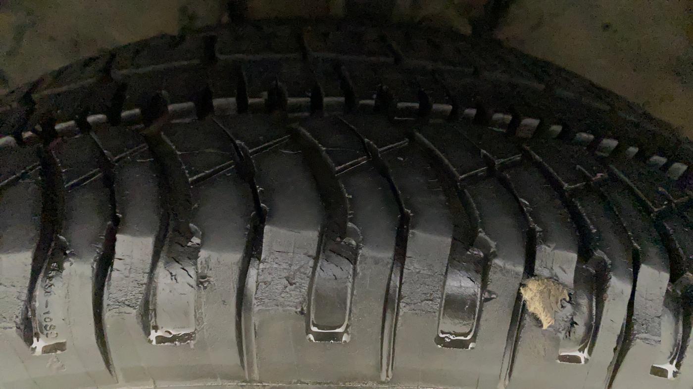 2019 Tata Harrier XM 2.0L KRYOTEC, Diesel, Manual, 44,466 km, Left Front Tyre Tread
