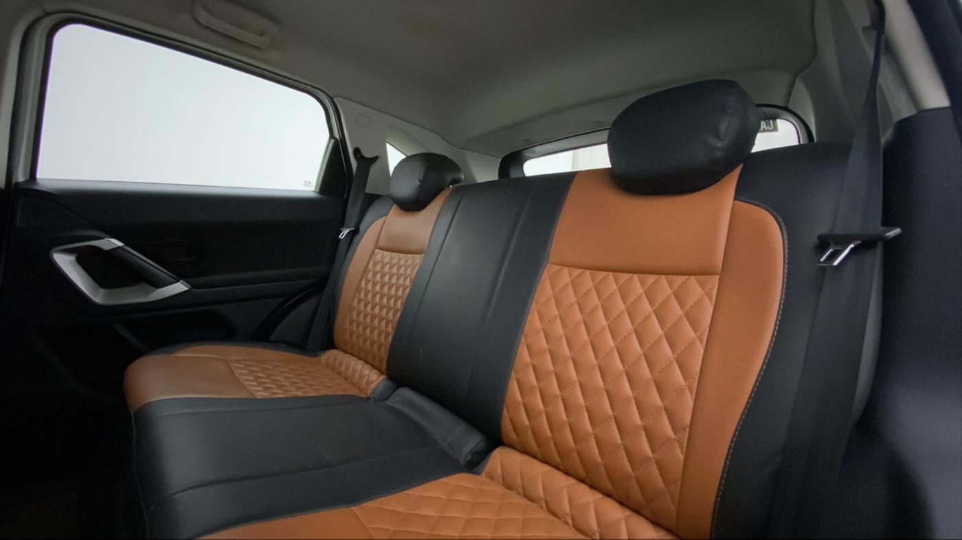 2019 Tata Harrier XM 2.0L KRYOTEC, Diesel, Manual, 44,466 km, Right Side Rear Door Cabin