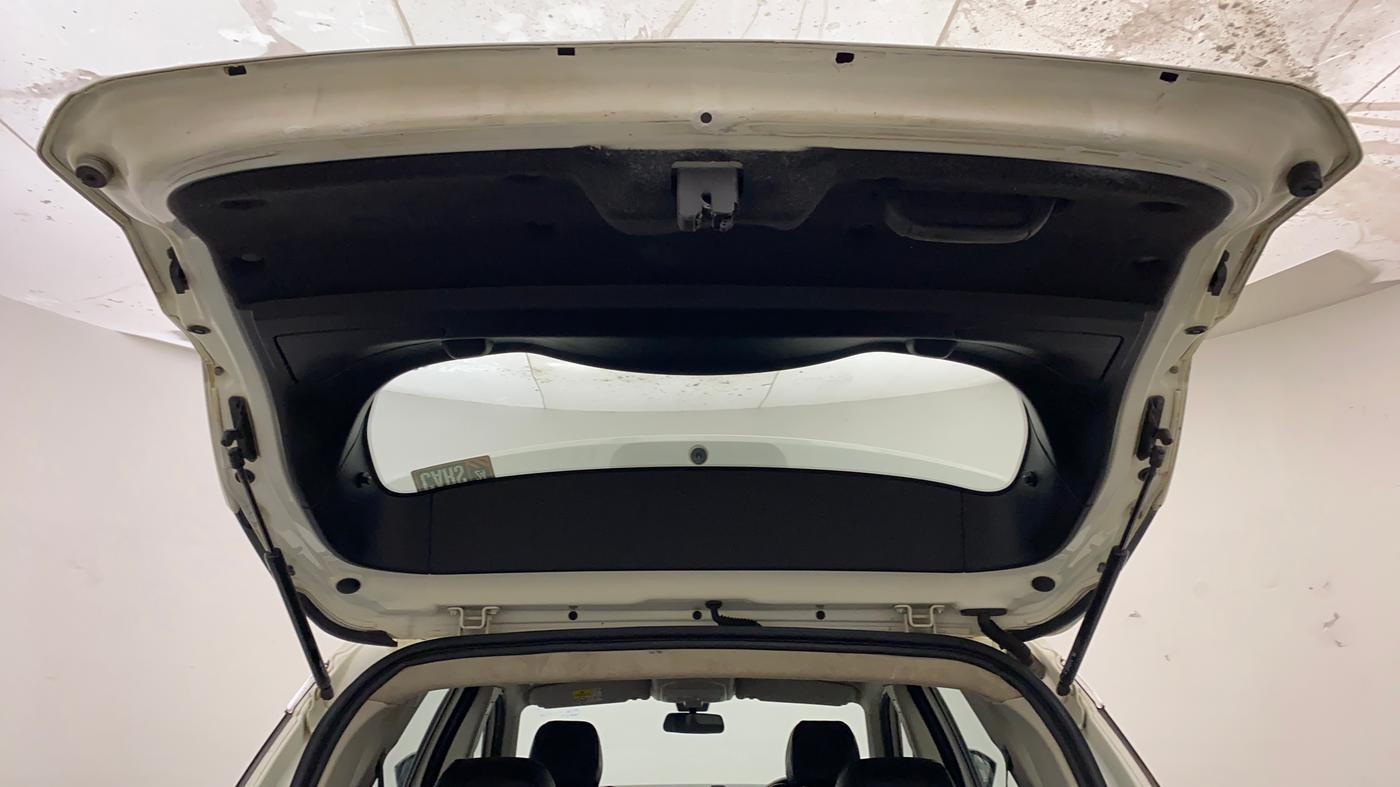 2019 Tata Harrier XM 2.0L KRYOTEC, Diesel, Manual, 44,466 km, Boot Door Open