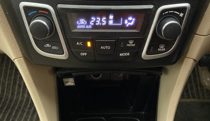 2018 Maruti Ciaz ALPHA 1.5 SHVS PETROL, Petrol, Manual, 15,387 km, Automatic Climate Control