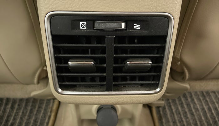 2018 Maruti Ciaz ALPHA 1.5 SHVS PETROL, Petrol, Manual, 15,387 km, Rear AC Vents