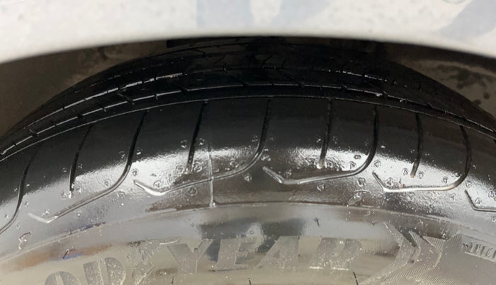 2019 Ford Ecosport TITANIUM + 1.5L PETROL, Petrol, Manual, 56,980 km, Left Front Tyre Tread