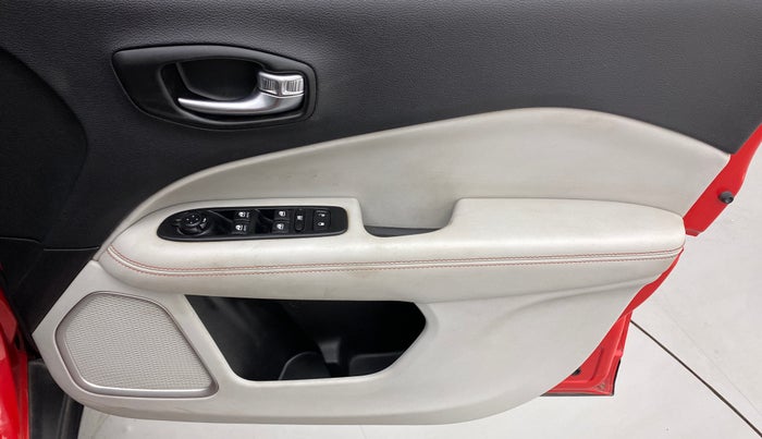 2018 Jeep Compass LIMITED 2.0 DIESEL, Diesel, Manual, 85,152 km, Driver Side Door Panels Control