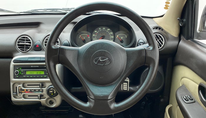 2010 Hyundai Santro Xing GLS, Petrol, Manual, 27,590 km, Steering Wheel Close Up