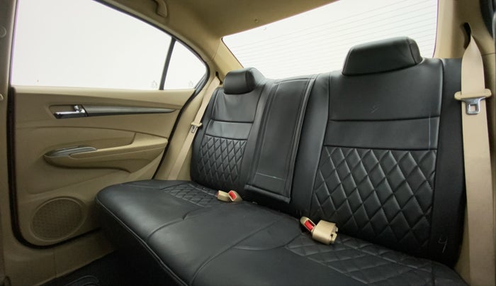 2012 Honda City 1.5L I-VTEC V AT, Petrol, Automatic, 44,589 km, Right Side Rear Door Cabin