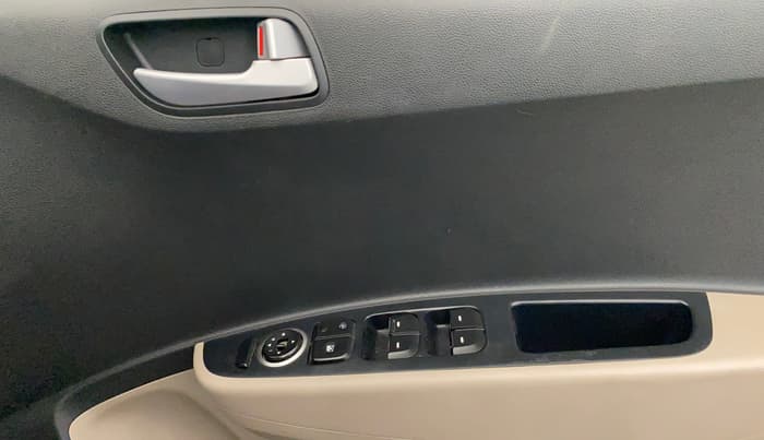 2017 Hyundai Xcent SX 1.2, Petrol, Manual, 41,453 km, Driver Side Door Panels Control