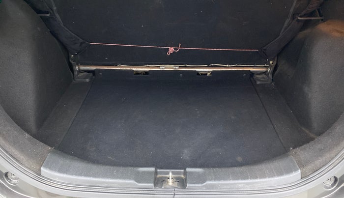 2018 Honda Jazz 1.2 V MT, Petrol, Manual, 31,073 km, Boot Inside