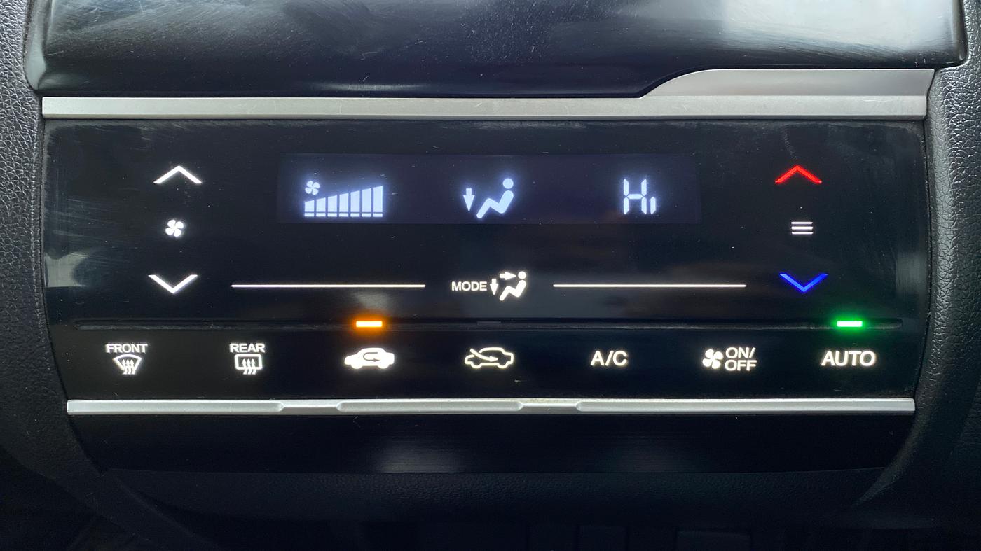 2018 Honda Jazz 1.2 V MT, Petrol, Manual, 31,073 km, Automatic Climate Control