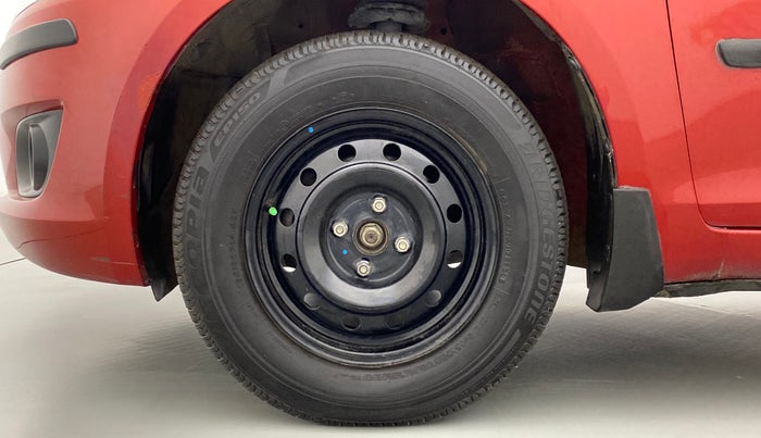 2012 Maruti Swift VXI, Petrol, Manual, 67,458 km, Left Front Wheel