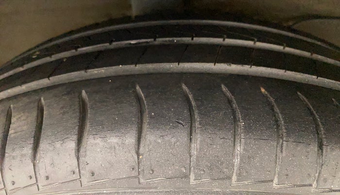 2018 Hyundai NEW SANTRO SPORTZ MT, Petrol, Manual, 25,447 km, Right Rear Tyre Tread