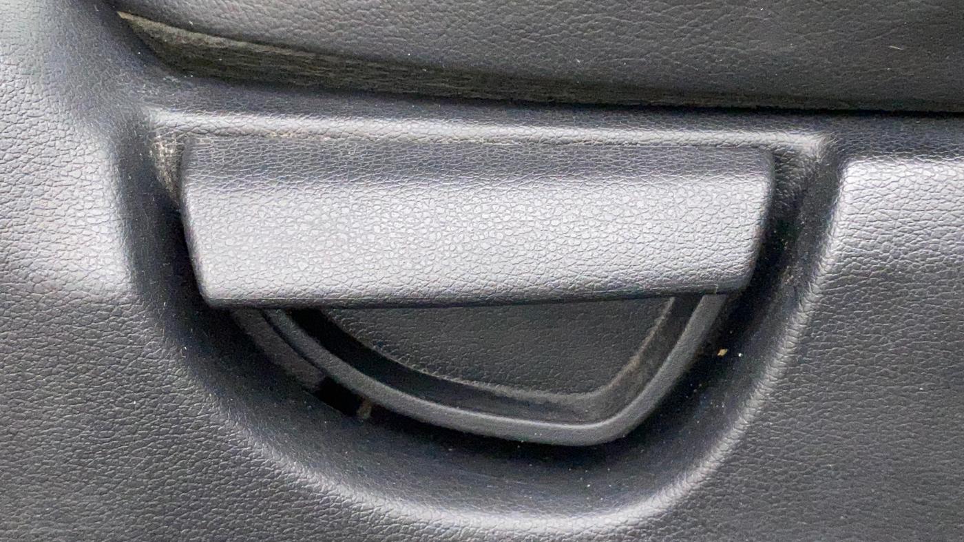 2018 Hyundai NEW SANTRO SPORTZ MT, Petrol, Manual, 25,447 km, Driver Side Adjustment Panel