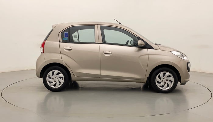 2018 Hyundai NEW SANTRO SPORTZ MT, Petrol, Manual, 25,447 km, Right Side View