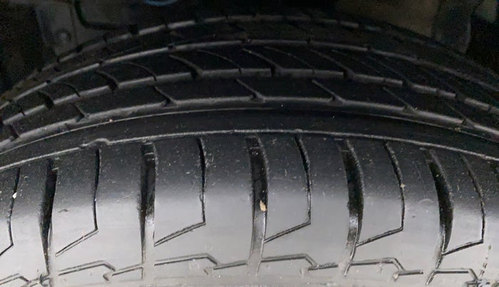 2020 Maruti S Cross ALPHA 1.5, Petrol, Manual, 6,260 km, Left Front Tyre Tread