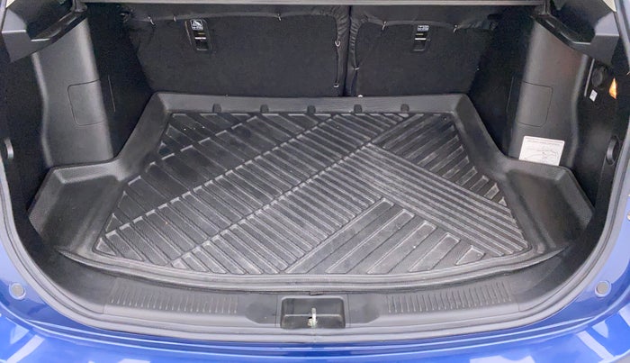 2020 Maruti S Cross ALPHA 1.5, Petrol, Manual, 6,260 km, Boot Inside