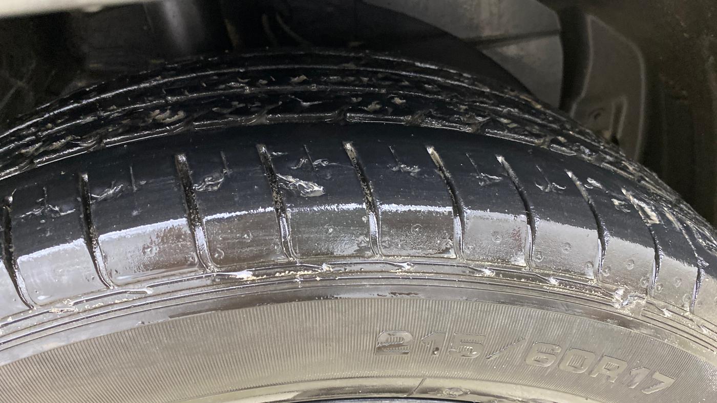 2019 MG HECTOR SHARP 1.5 DCT PETROL, Petrol, Automatic, 34,028 km, Right Front Tyre Tread