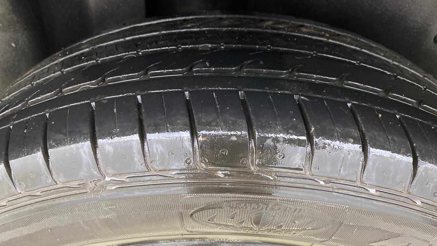 2019 MG HECTOR SHARP 1.5 DCT PETROL, Petrol, Automatic, 34,028 km, Right Rear Tyre Tread