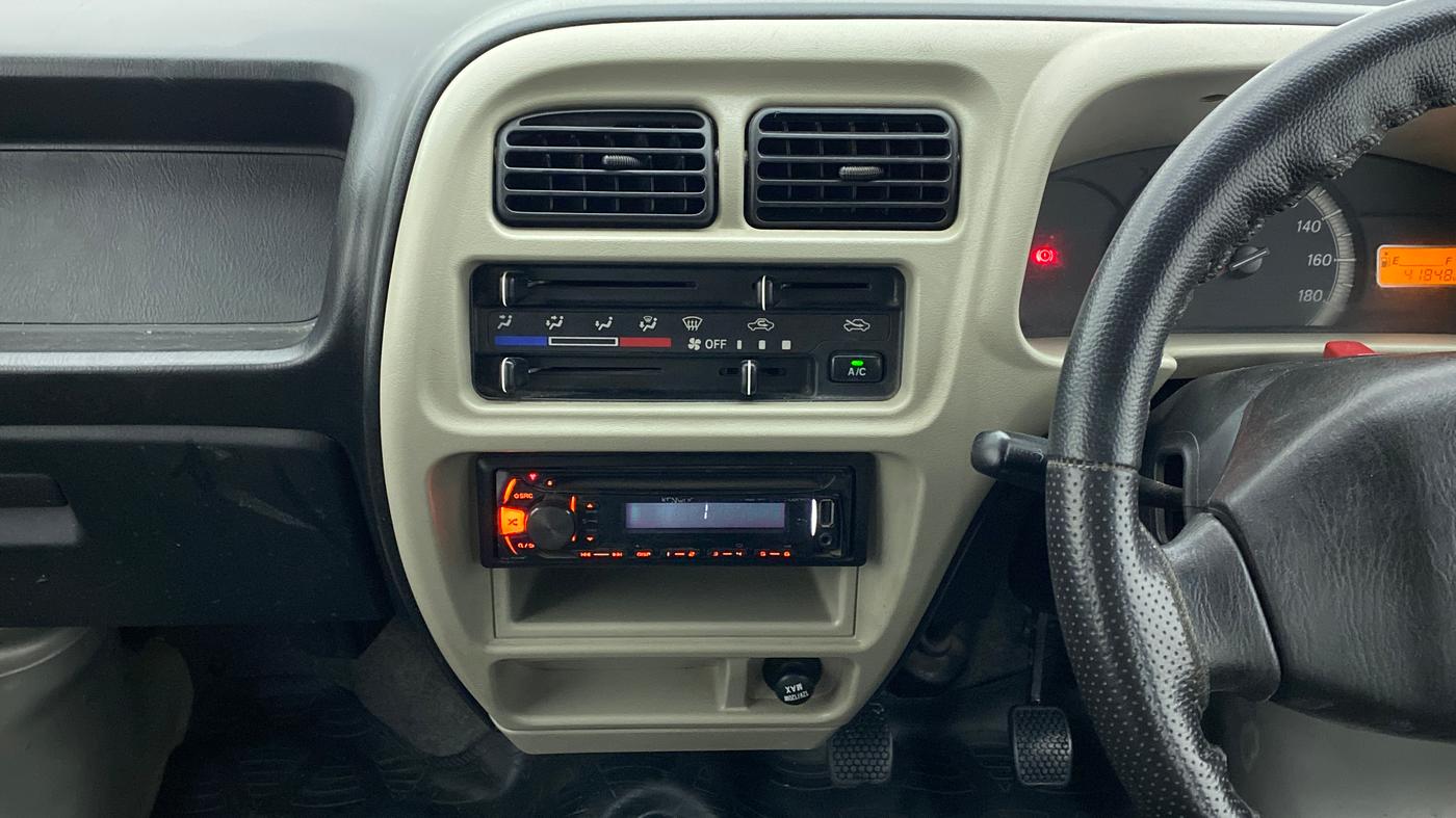 2017 Maruti Eeco 5 STR WITH A/C+HTR, Petrol, Manual, 41,848 km, Air Conditioner