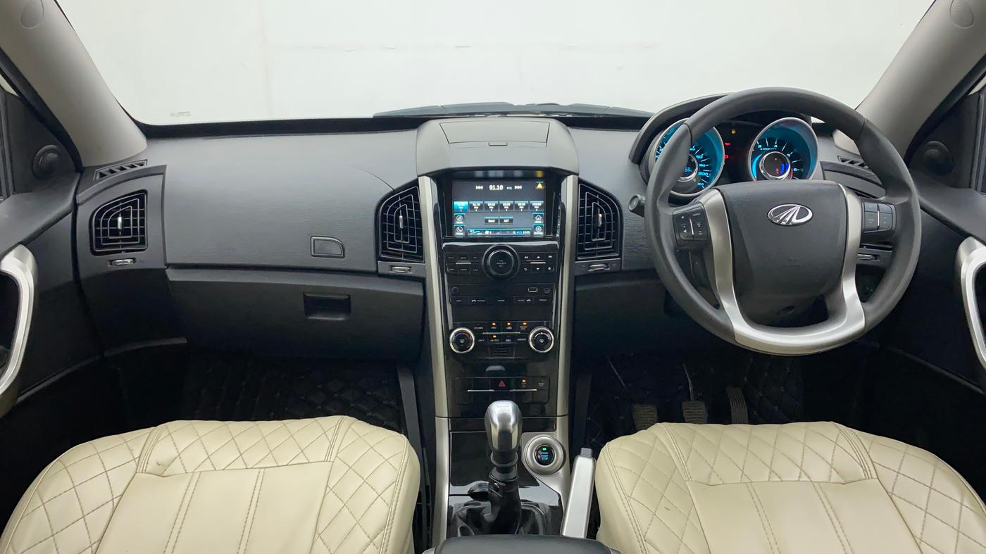 2019 Mahindra XUV500 W7, Diesel, Manual, 47,691 km, Dashboard
