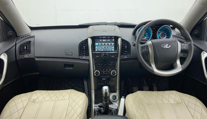2019 Mahindra XUV500 W7, Diesel, Manual, 47,691 km, Dashboard