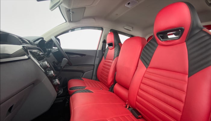 2018 Mahindra KUV 100 NXT K2 6 STR, Petrol, Manual, 18,026 km, Right Side Front Door Cabin