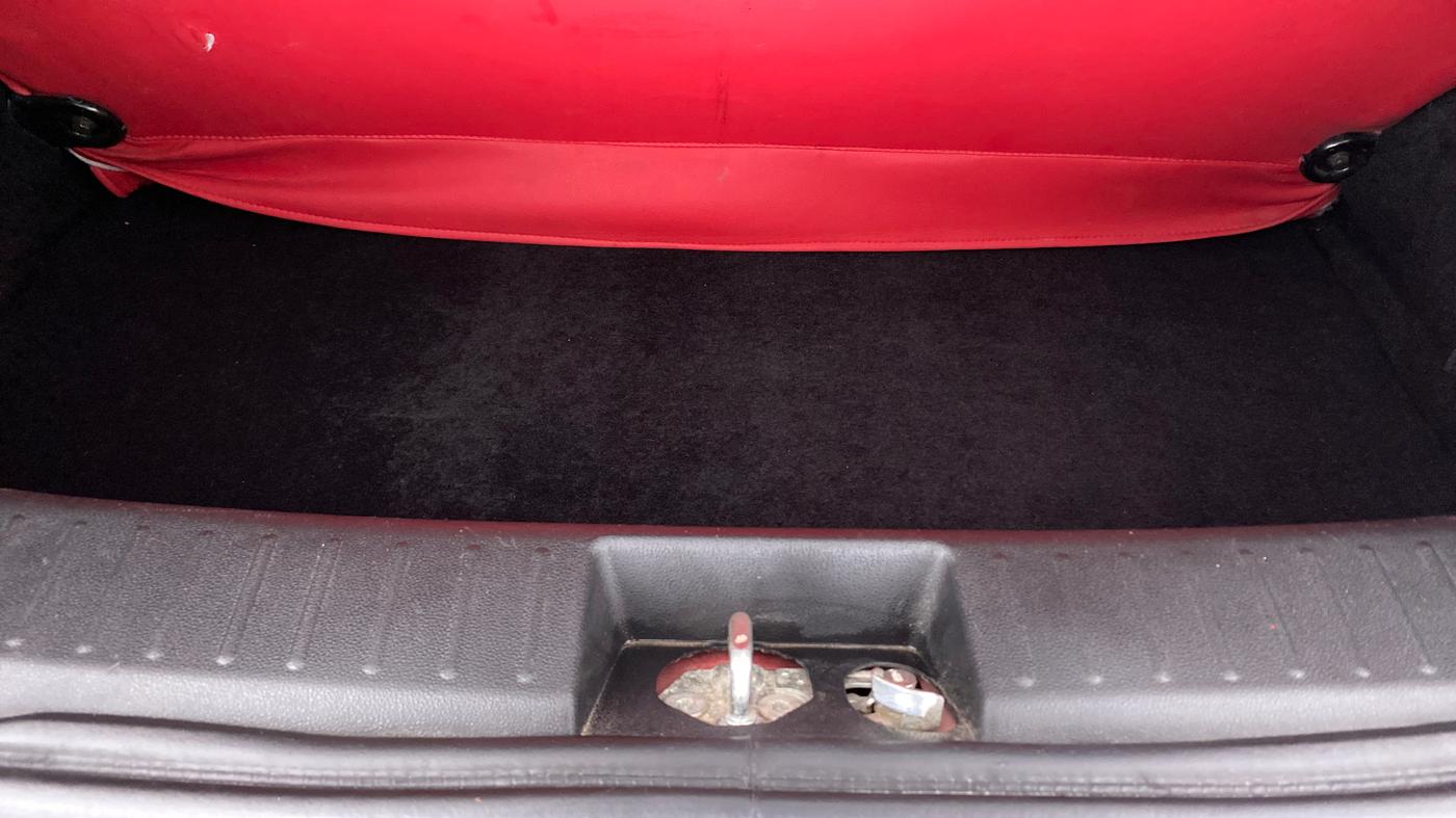 2018 Mahindra KUV 100 NXT K2 6 STR, Petrol, Manual, 18,026 km, Boot Inside
