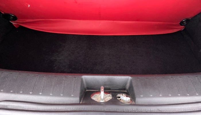 2018 Mahindra KUV 100 NXT K2 6 STR, Petrol, Manual, 18,026 km, Boot Inside