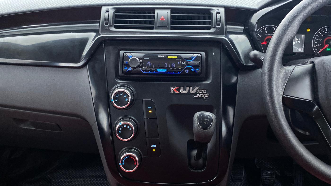 2018 Mahindra KUV 100 NXT K2 6 STR, Petrol, Manual, 18,026 km, Air Conditioner