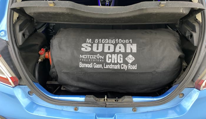 2017 Tata Tiago XZA PETROL, CNG, Automatic, 93,702 km, Boot Inside