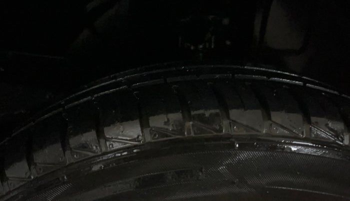 2020 Renault Kwid RXL 1.0, Petrol, Manual, 6,976 km, Right Front Tyre Tread