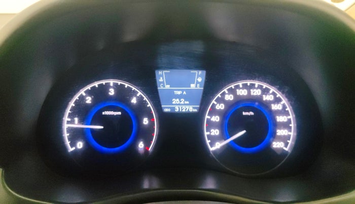 2013 Hyundai Verna FLUIDIC 1.6 CRDI SX, Diesel, Manual, 31,253 km, Odometer Image