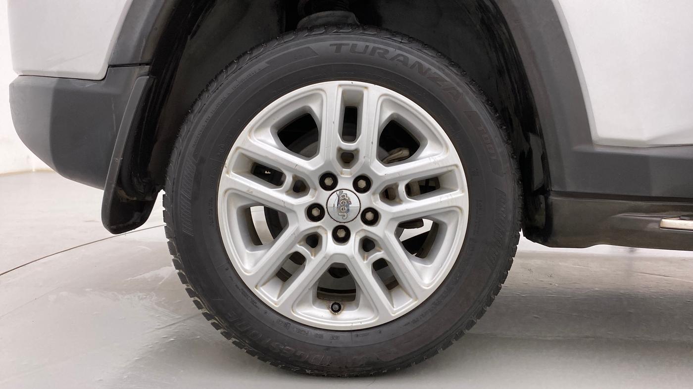 2017 Jeep Compass LIMITED 2.0 DIESEL 4X4, Diesel, Manual, 53,950 km, Right Rear Wheel