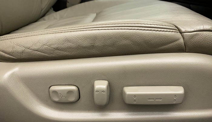 2016 Honda CRV 2.0 2WD AT, Petrol, Automatic, 42,964 km, Driver Side Adjustment Panel